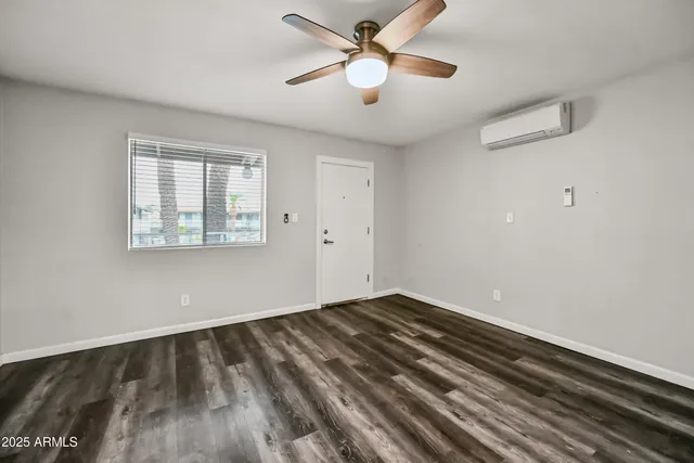 $995 | 3025 North 32nd Street, Unit 31, Phoenix, AZ 85018