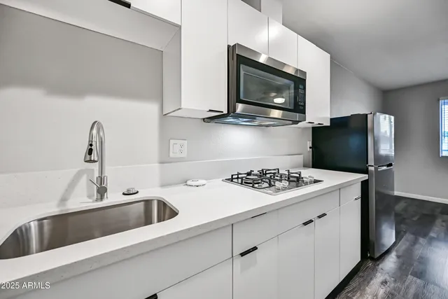 $995 | 3025 North 32nd Street, Unit 31, Phoenix, AZ 85018