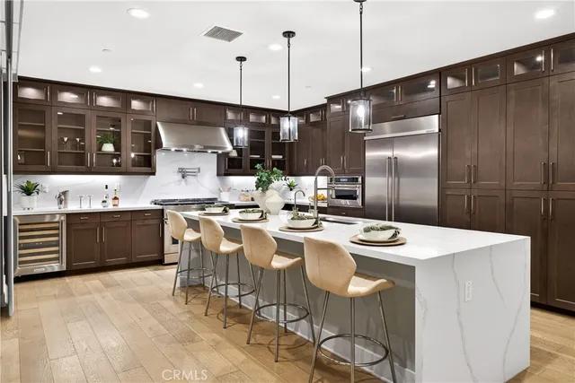 $1,899,000 | 27616 Suncrest Road, San Pedro, CA 90732