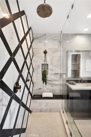 $1,899,000 | 27616 Suncrest Road, San Pedro, CA 90732