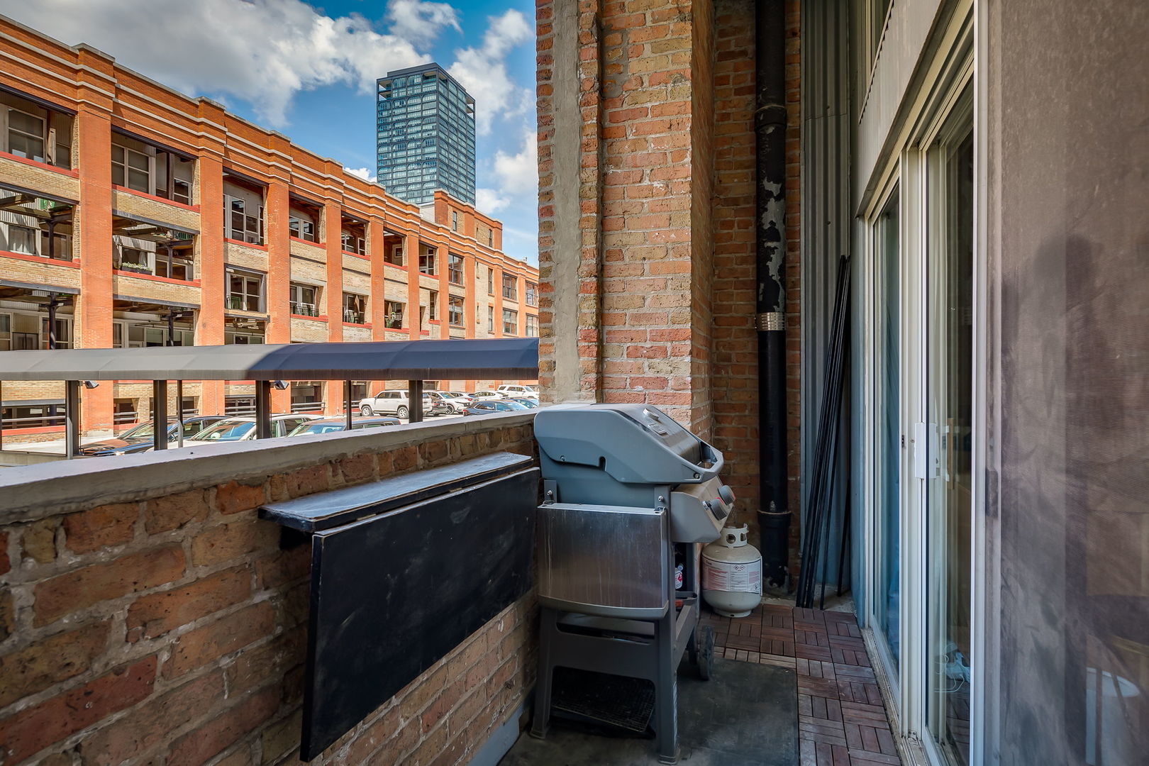 Undisclosed Address Chicago, IL 60607 - Photo 11 of 23