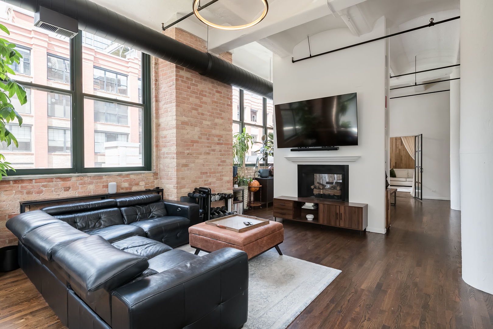 Undisclosed Address Chicago, IL 60607 - Photo 14 of 23