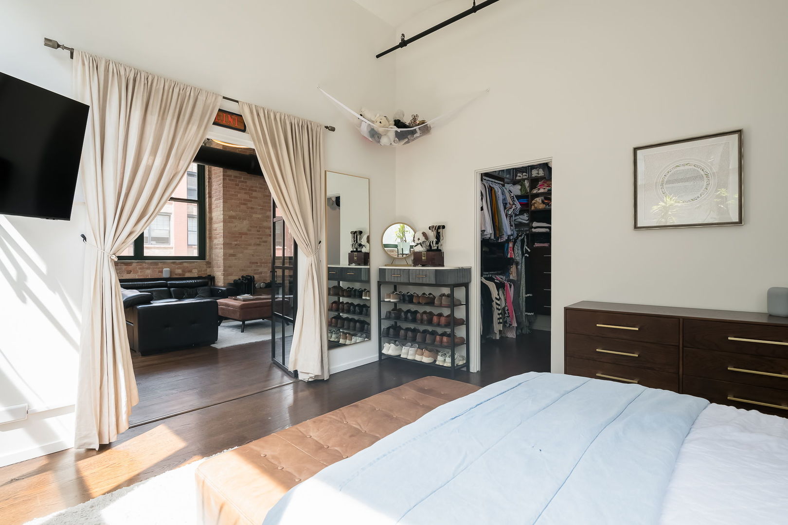 Undisclosed Address Chicago, IL 60607 - Photo 17 of 23