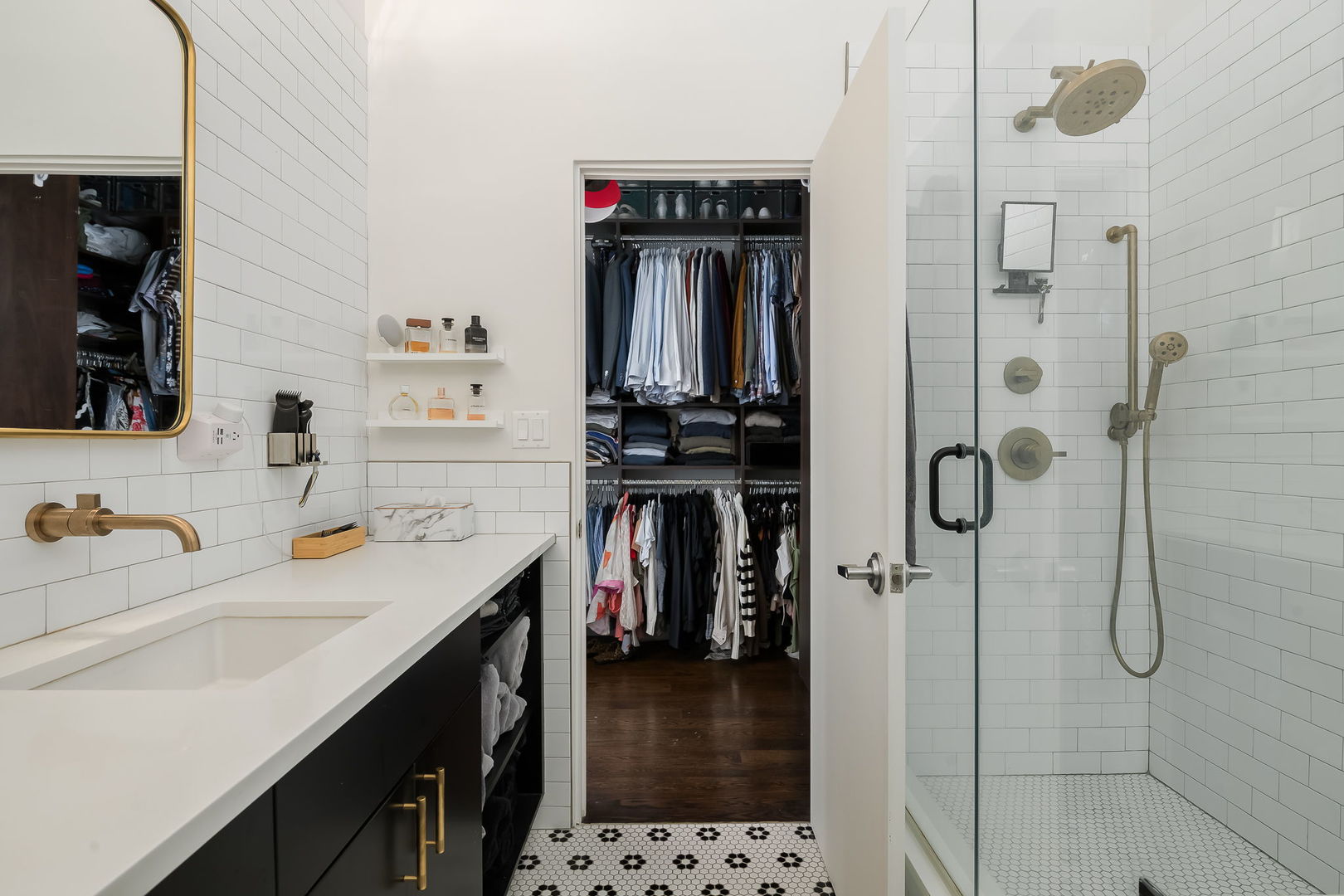 Undisclosed Address Chicago, IL 60607 - Photo 19 of 23