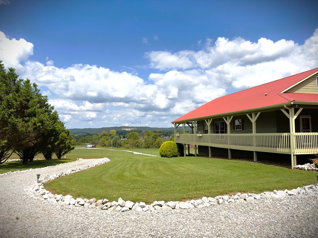 283 Bethlehem Road Rickman, TN 38580 - Photo 79 of 81 a front view of a house with a yard