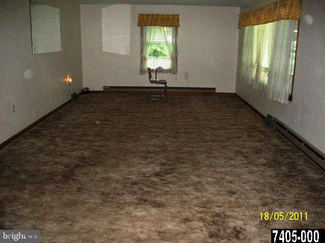 775 Jackson Square Road Spring Grove, PA 17362 - Photo 16 of 23