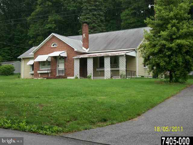 775 Jackson Square Road Spring Grove, PA 17362 - Photo 6 of 23