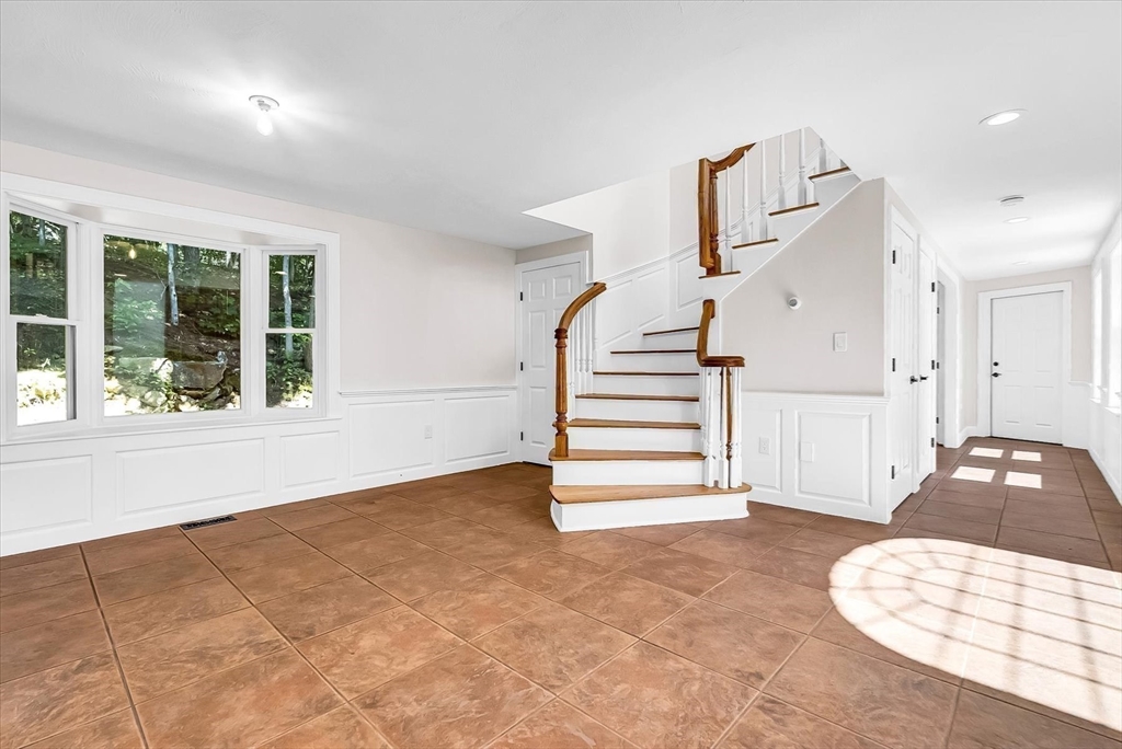 149 Bennett Road Ashby, MA 01431 - Photo 12 of 41