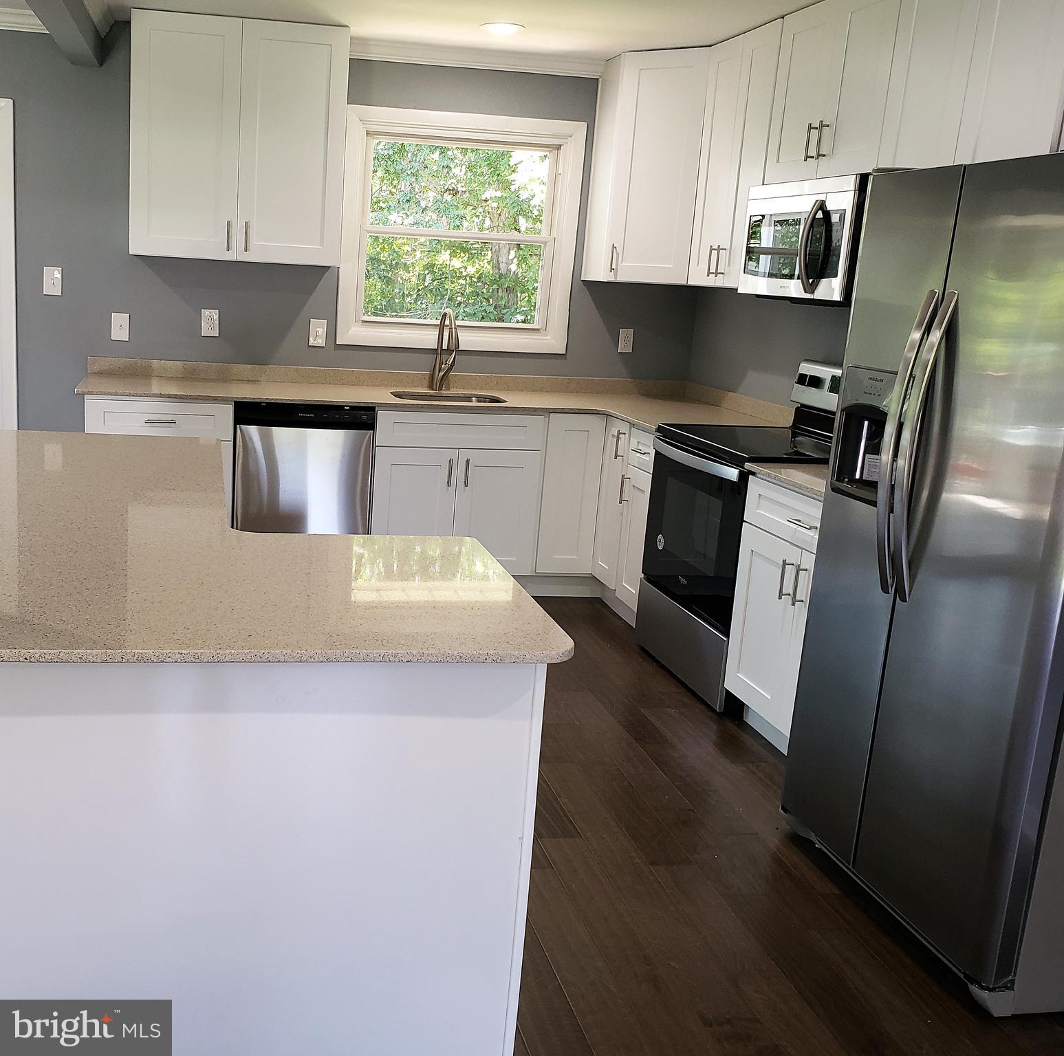 1702 Lomax Road Baltimore, MD 21244 - Photo 7 of 38