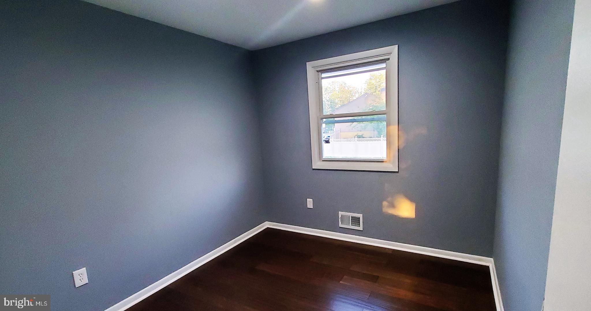 1702 Lomax Road Baltimore, MD 21244 - Photo 10 of 38