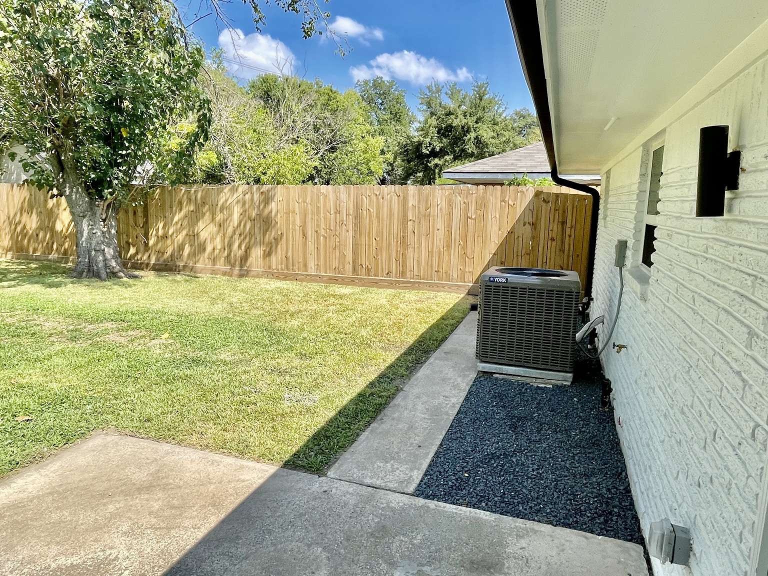 12122 Chimney Rock Road Houston, TX 77035 - Photo 30 of 33 a view of outdoor space with swimming pool