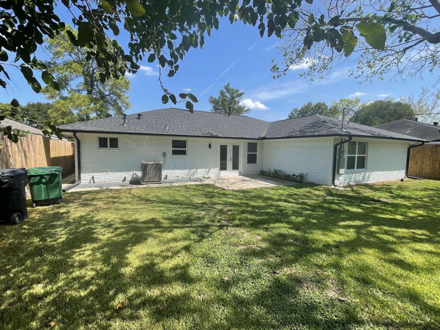 12122 Chimney Rock Road Houston, TX 77035 - Photo 33 of 33 a front view of house with yard