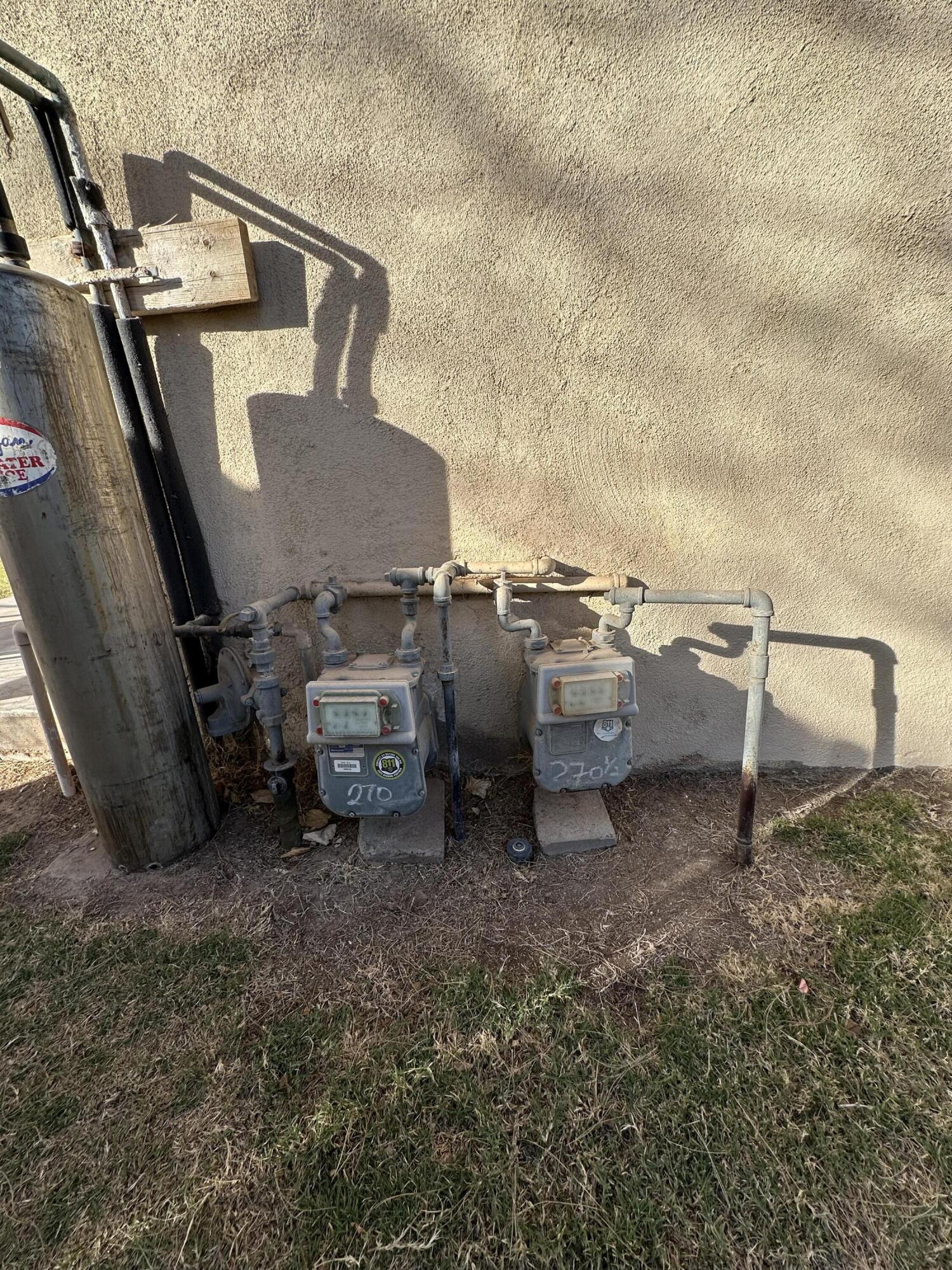 270 Date Road Blythe, CA 92225 - Photo 3 of 37 IMG_0163