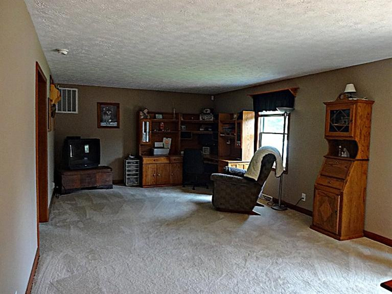 12616 Townsend Road Milan, MI 48160 - Photo 6 of 26 Photo 6