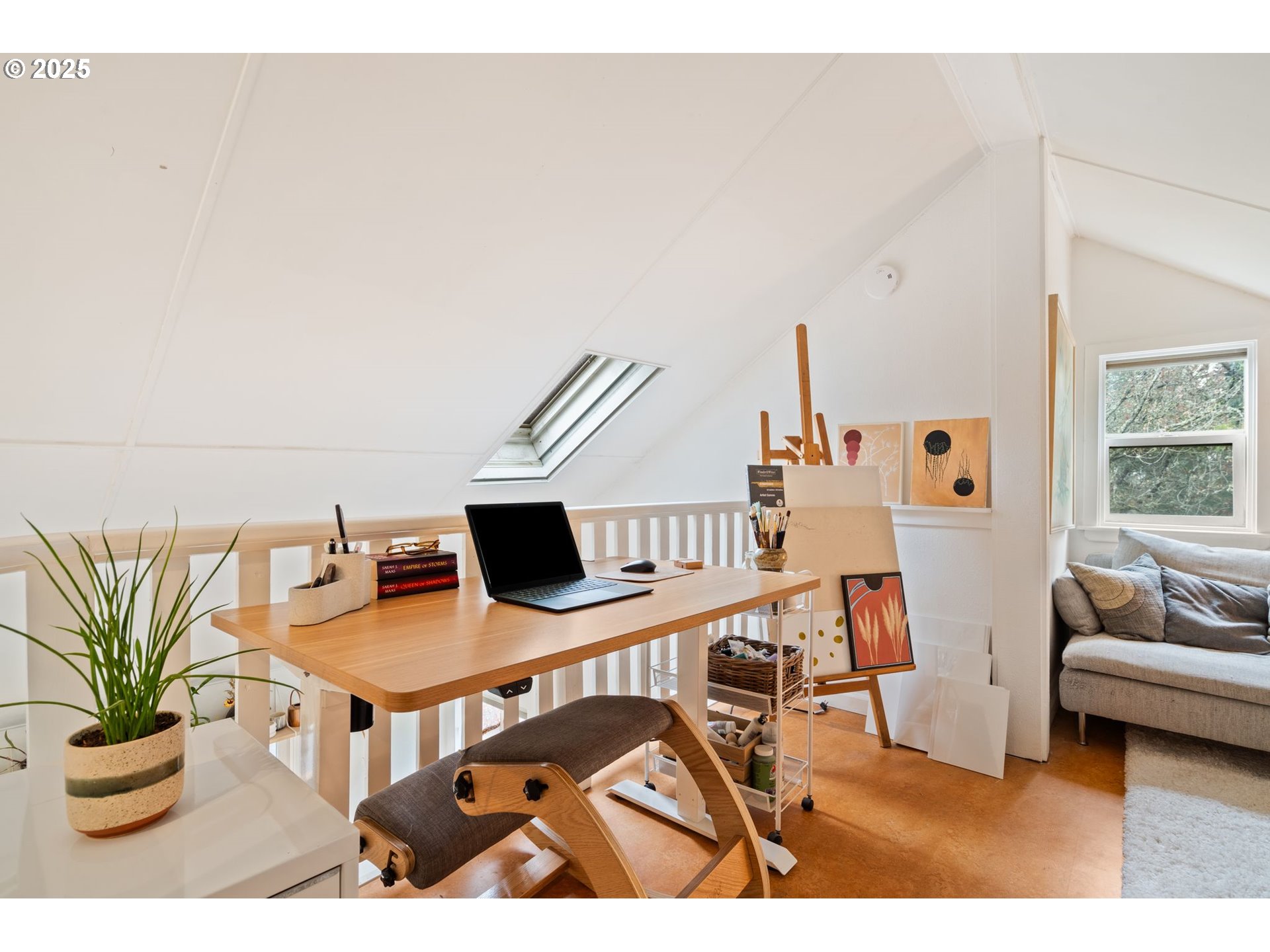 7504 Southwest Barnes Road Portland, OR 97225 - Photo 21 of 29 Gallery Image 21