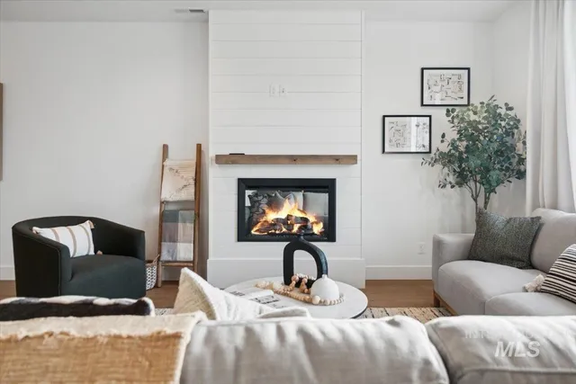 $499,900 | 2046 West Freya Court, Eagle, ID 83616