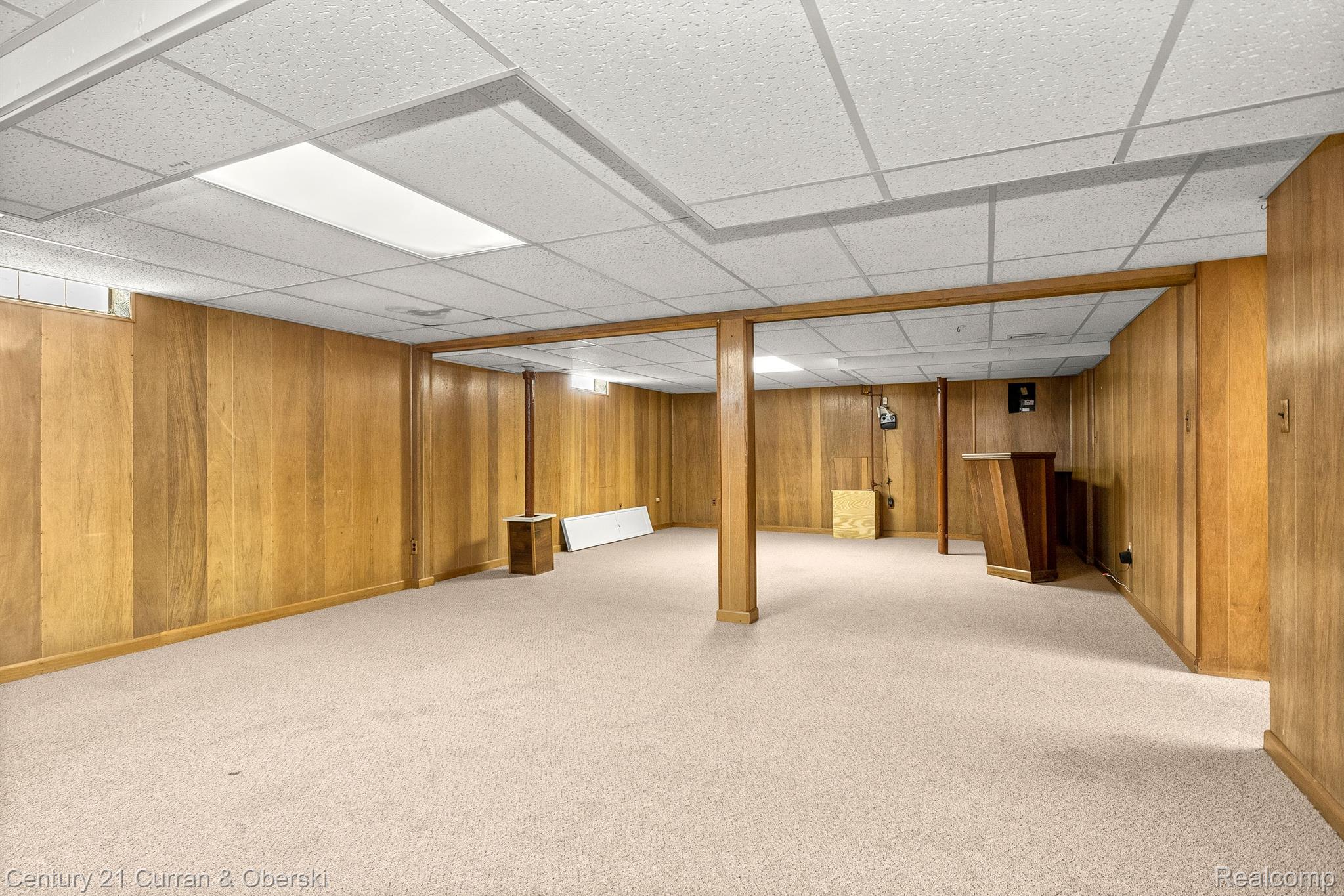 1738 North Gulley Road Dearborn, MI 48128 - Photo 26 of 35 Gallery Image 26