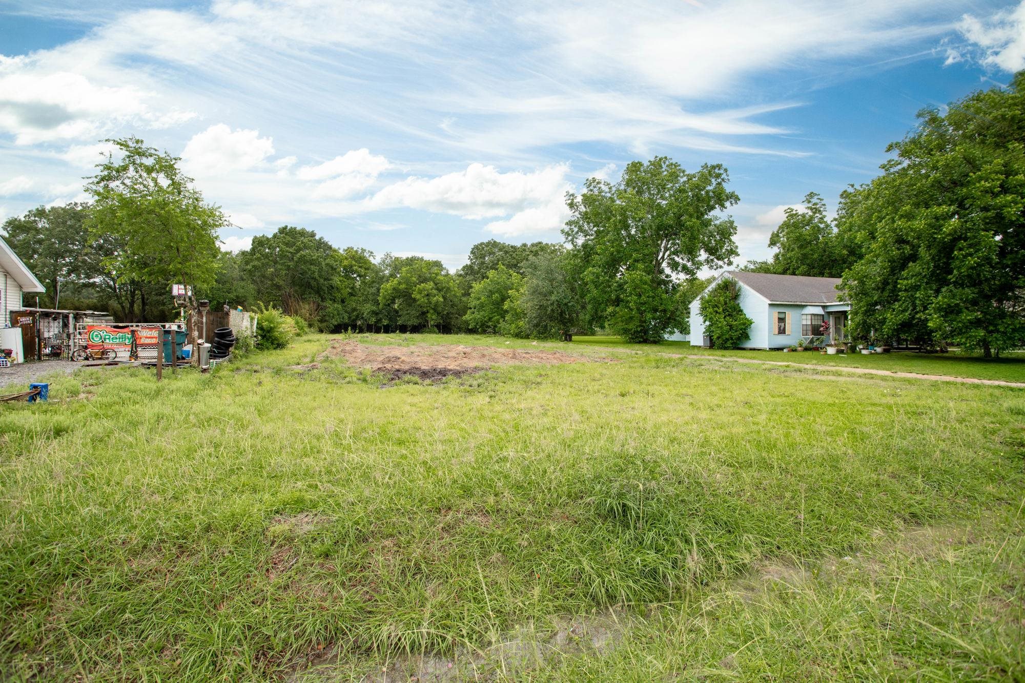 6701 32nd Street Groves, TX 77619 - Photo 2 of 7