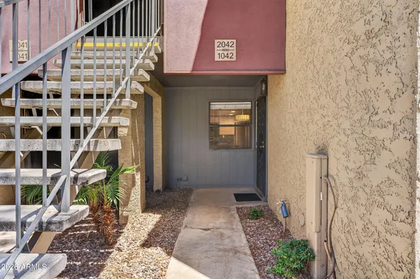 $249,000 | 1730 West Emelita Avenue, Unit 1042, Mesa, AZ 85202