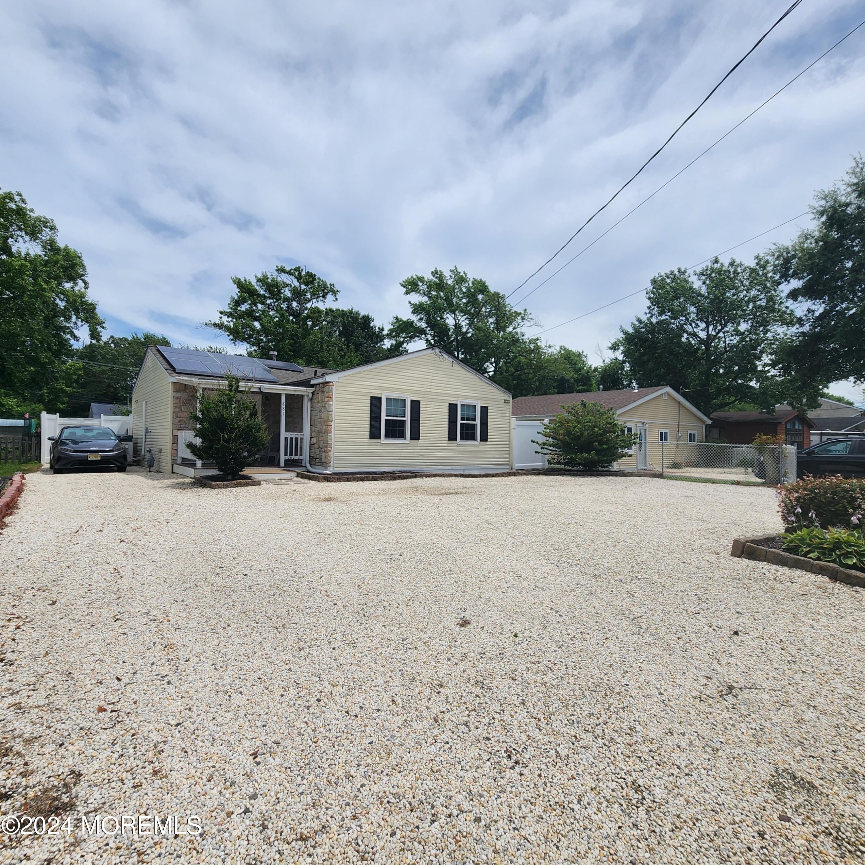 881 Radio Road Little Egg Harbor, NJ 08087 - Photo 3 of 21 20240713_132409c