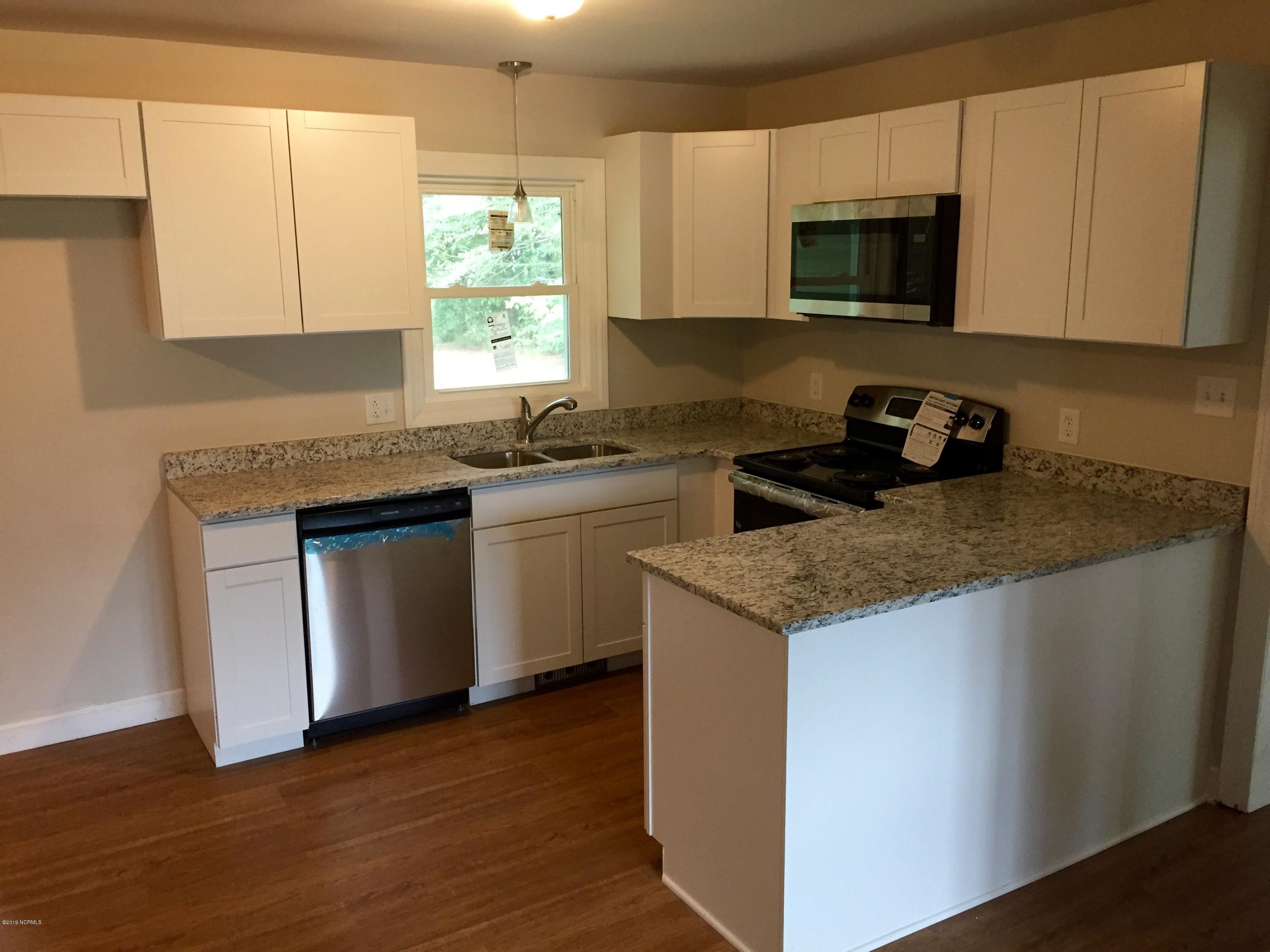 95 Whitaker Road Rocky Mount, NC 27801 - Photo 10 of 41 IMG_1846