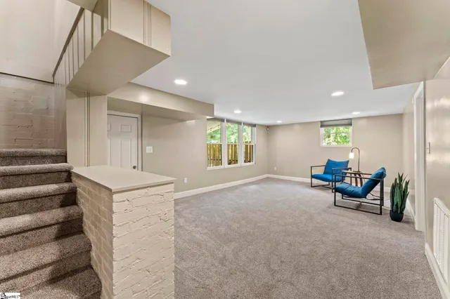 $424,000 | 119 West Victoria Road, Spartanburg, SC 29301