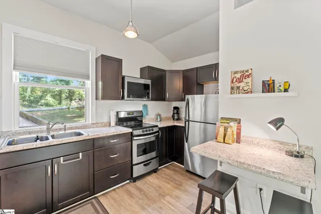 $424,000 | 119 West Victoria Road, Spartanburg, SC 29301