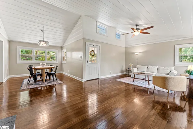 $424,000 | 119 West Victoria Road, Spartanburg, SC 29301