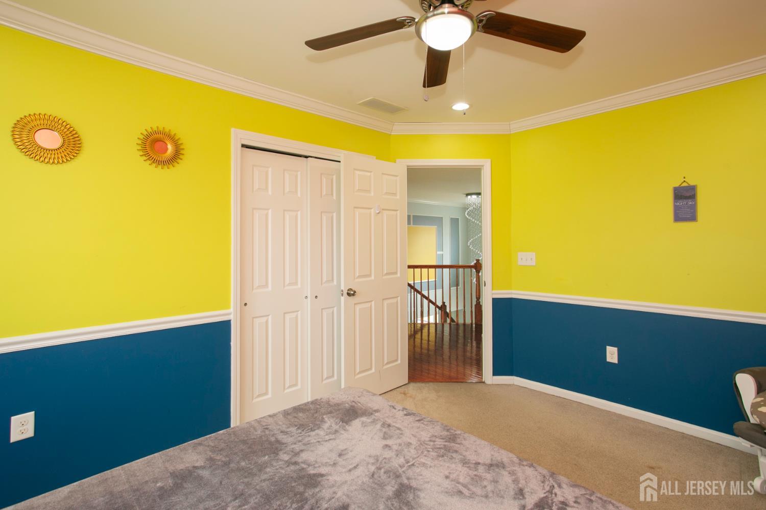 88 Bordentown Crosswicks Road Chesterfield, NJ 08515 - Photo 23 of 47 a view of a big room with a projector