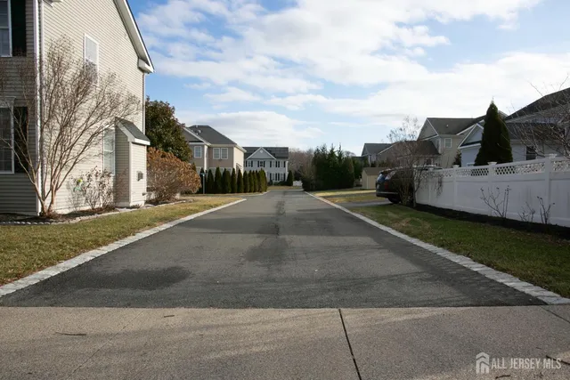 $898,300 | 88 Bordentown Crosswicks Road, Chesterfield, NJ 08515