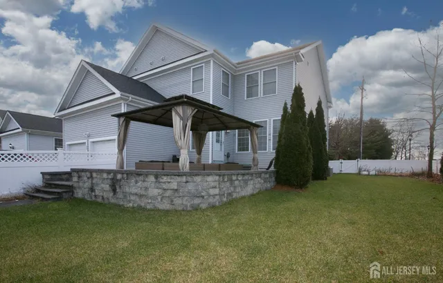 $898,300 | 88 Bordentown Crosswicks Road, Chesterfield, NJ 08515