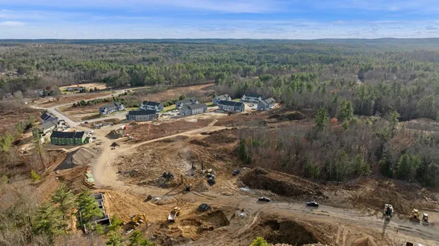 $484,900 | 1 Autumn Lane, Raymond, NH 03077