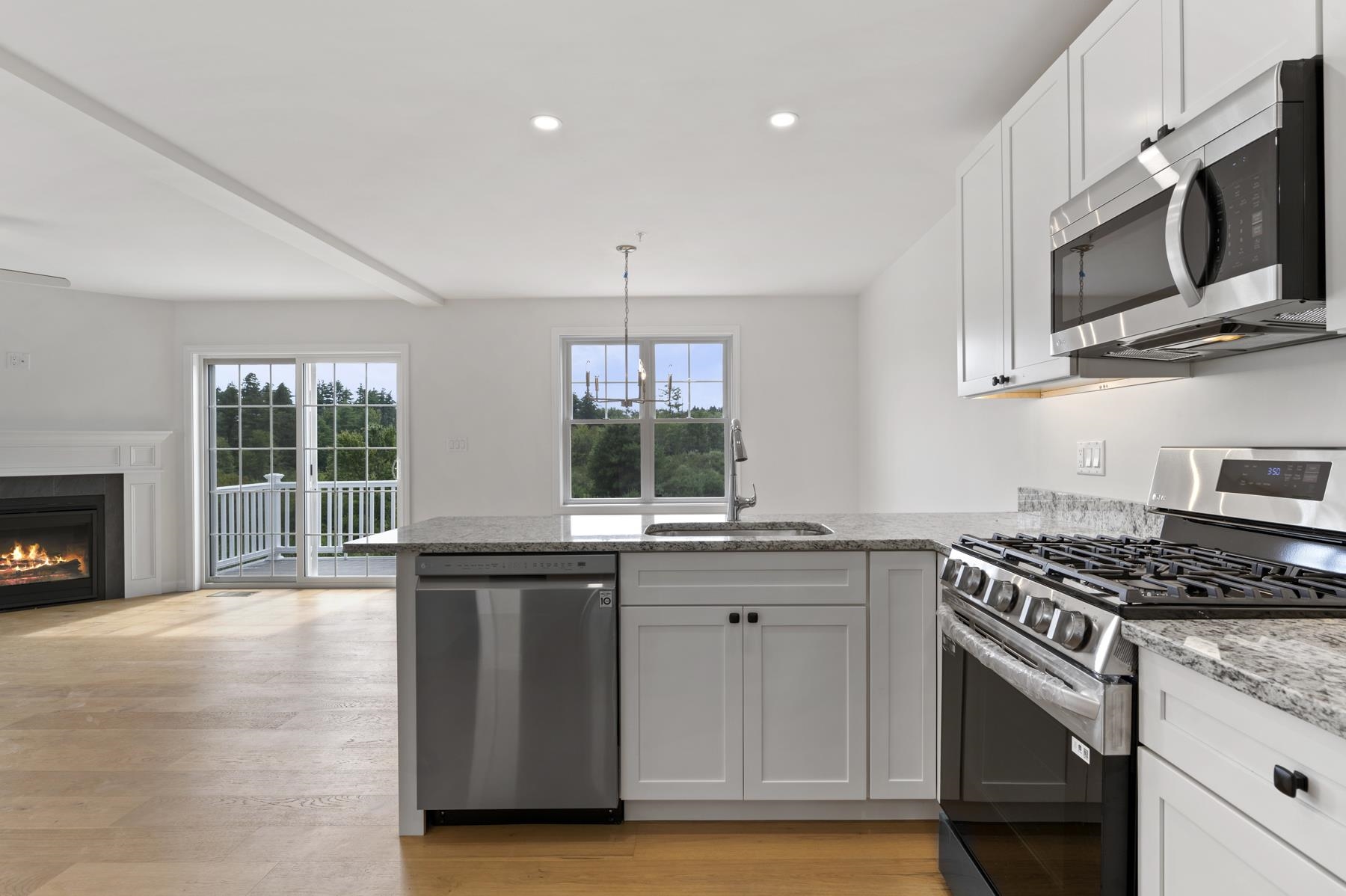 1 Autumn Lane Raymond, NH 03077 - Photo 6 of 28