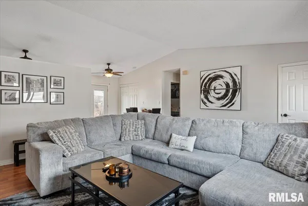 $179,900 | 904 Diane Court, Springfield, IL 62702