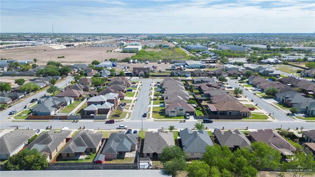 503 Northern Dancer Avenue Edinburg, TX 78539 - Photo 27 of 34 an aerial view of multiple house