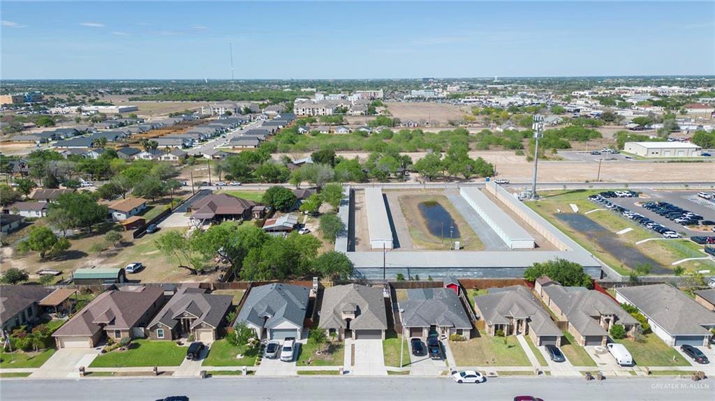 503 Northern Dancer Avenue Edinburg, TX 78539 - Photo 5 of 34 an aerial view of residential houses with outdoor space