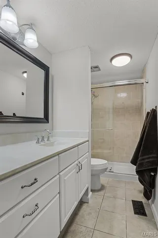 $99,900 | 10381 Oxford Hill Drive, Unit 6, St. Louis, MO 63146