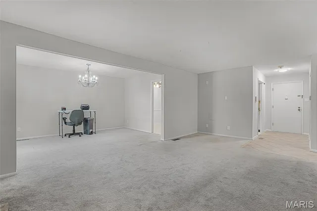 $99,900 | 10381 Oxford Hill Drive, Unit 6, St. Louis, MO 63146