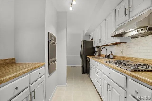 $99,900 | 10381 Oxford Hill Drive, Unit 6, St. Louis, MO 63146