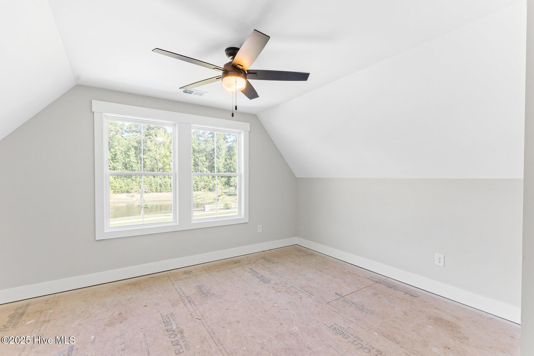 404 East Blackbeard Road Wilmington, NC 28409 - Photo 41 of 67 041_404_east_blackbeard_road-41_65