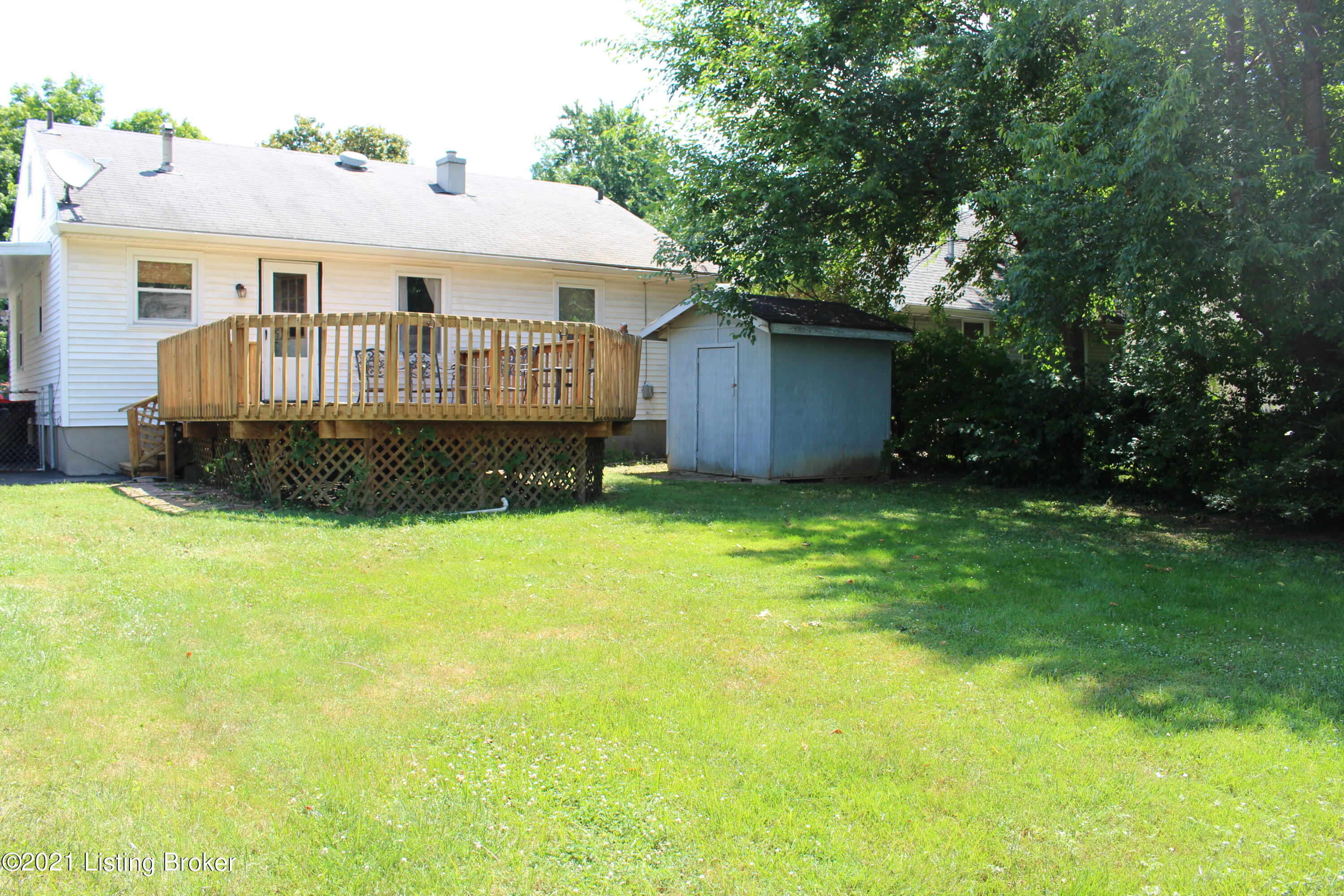 3018 Talisman Road Louisville, KY 40220 - Photo 20 of 20 View of The Back of the House