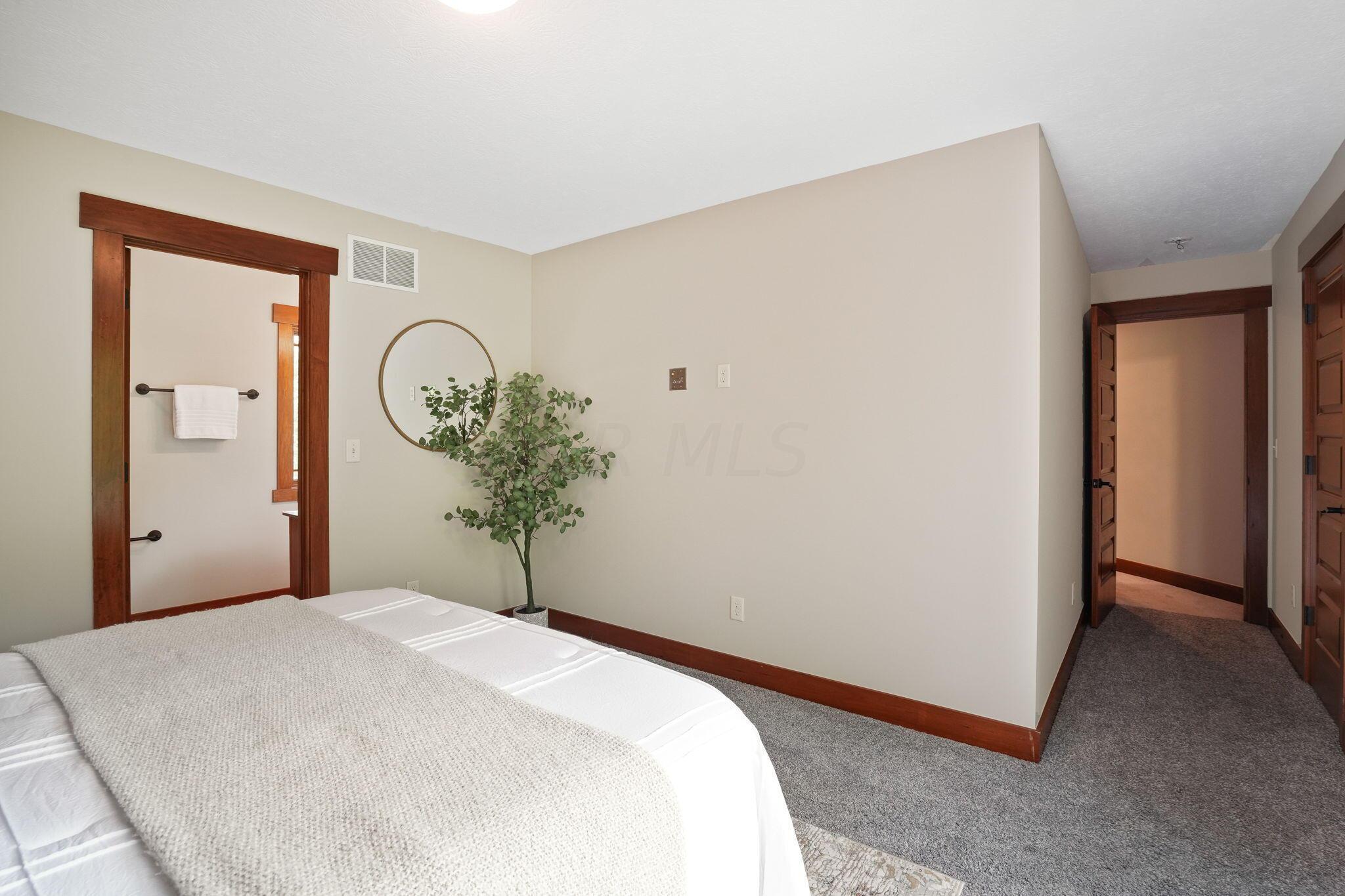 8795 Dublin Road Powell, OH 43065 - Photo 65 of 109 53-web-or-mls-DSC07359_1