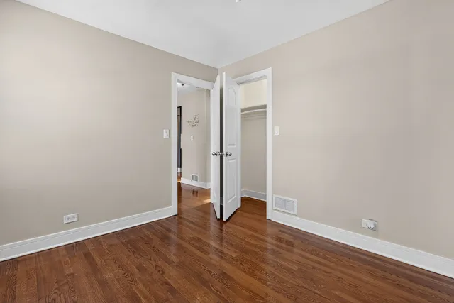 $299,900 | 700 22nd Avenue, Bellwood, IL 60104