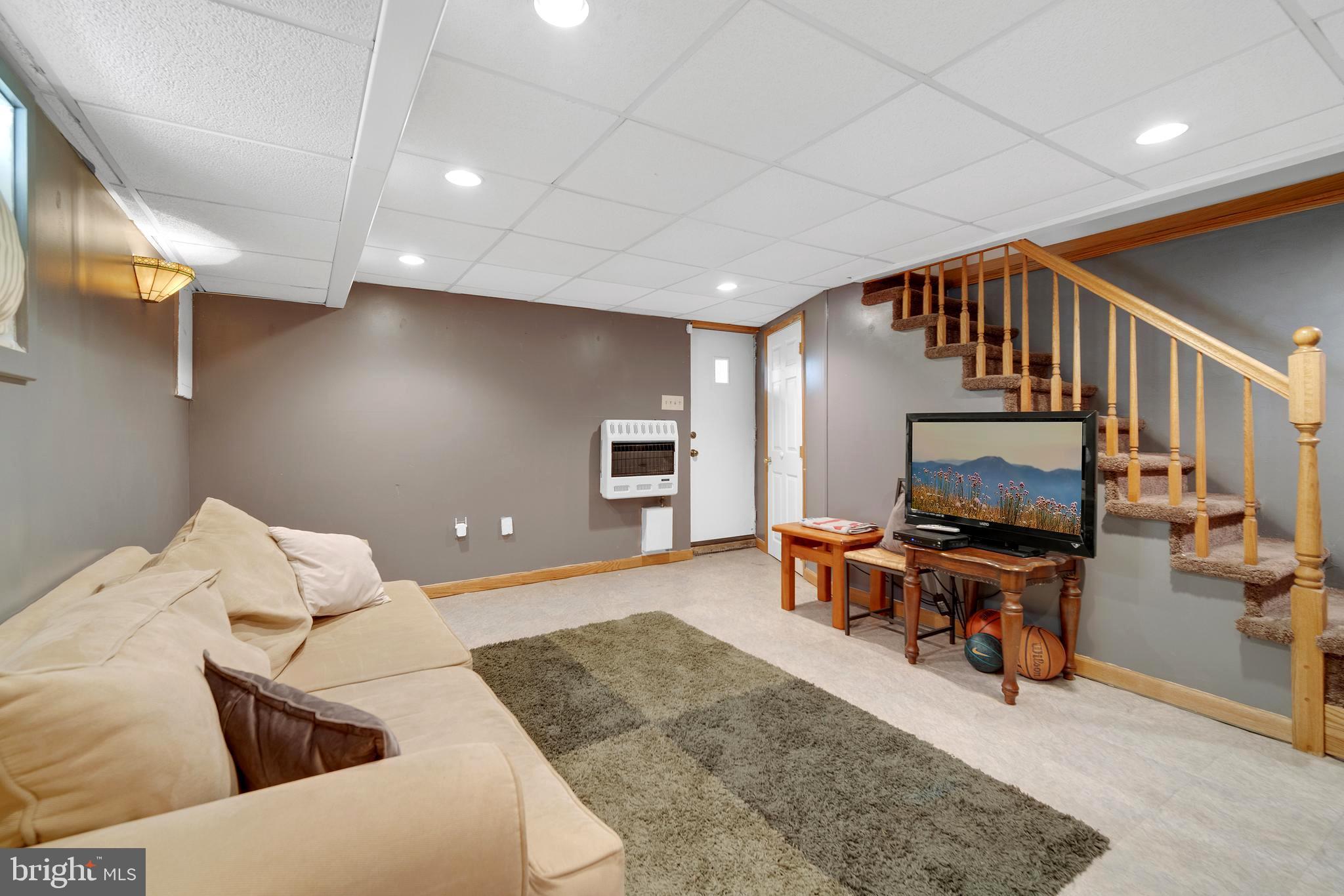 1210 Ripley Street Philadelphia, PA 19111 - Photo 13 of 28 Gallery Image 13