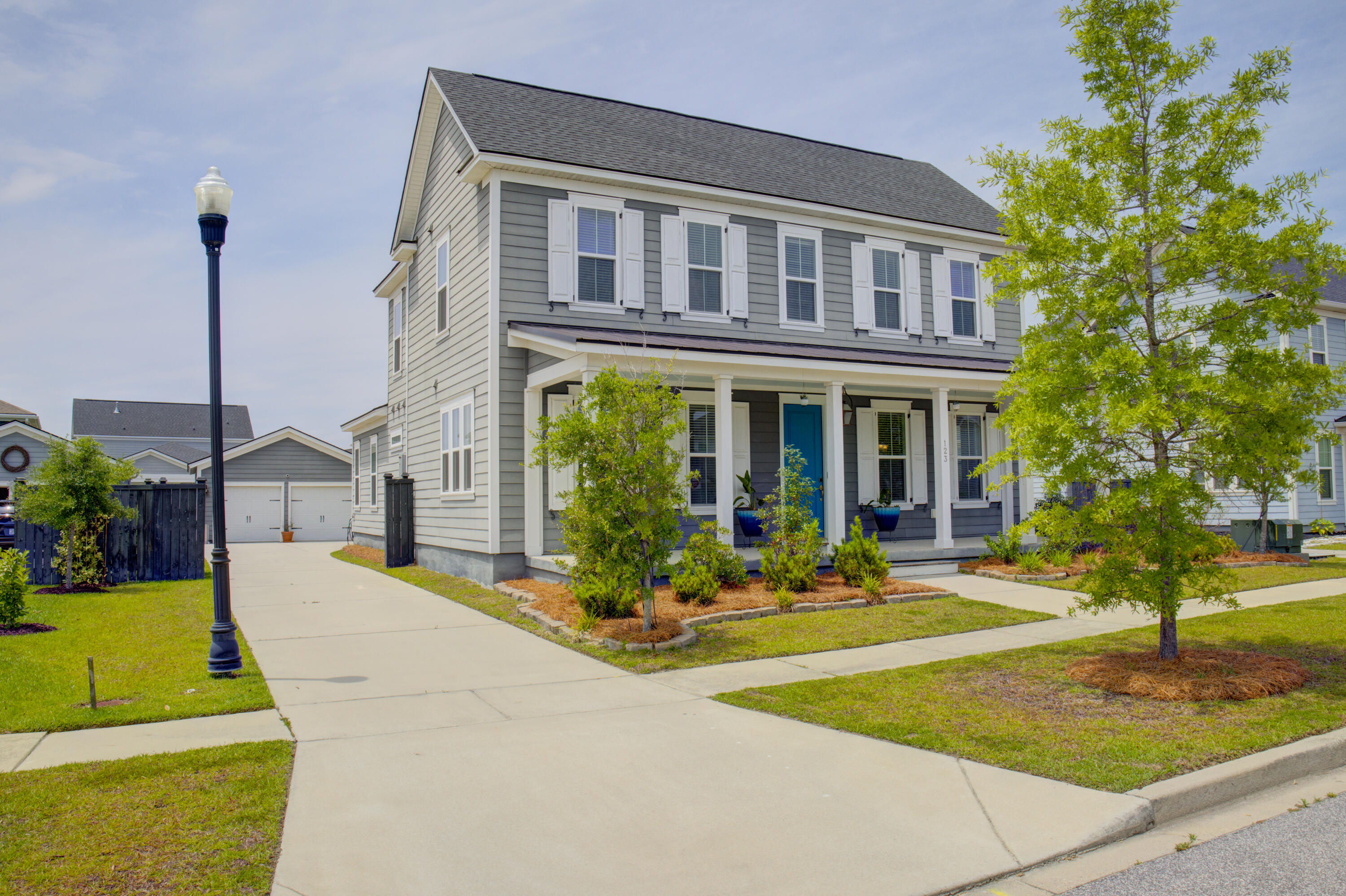 123 Hewitt Street Summerville, SC 29486 - Photo 2 of 82