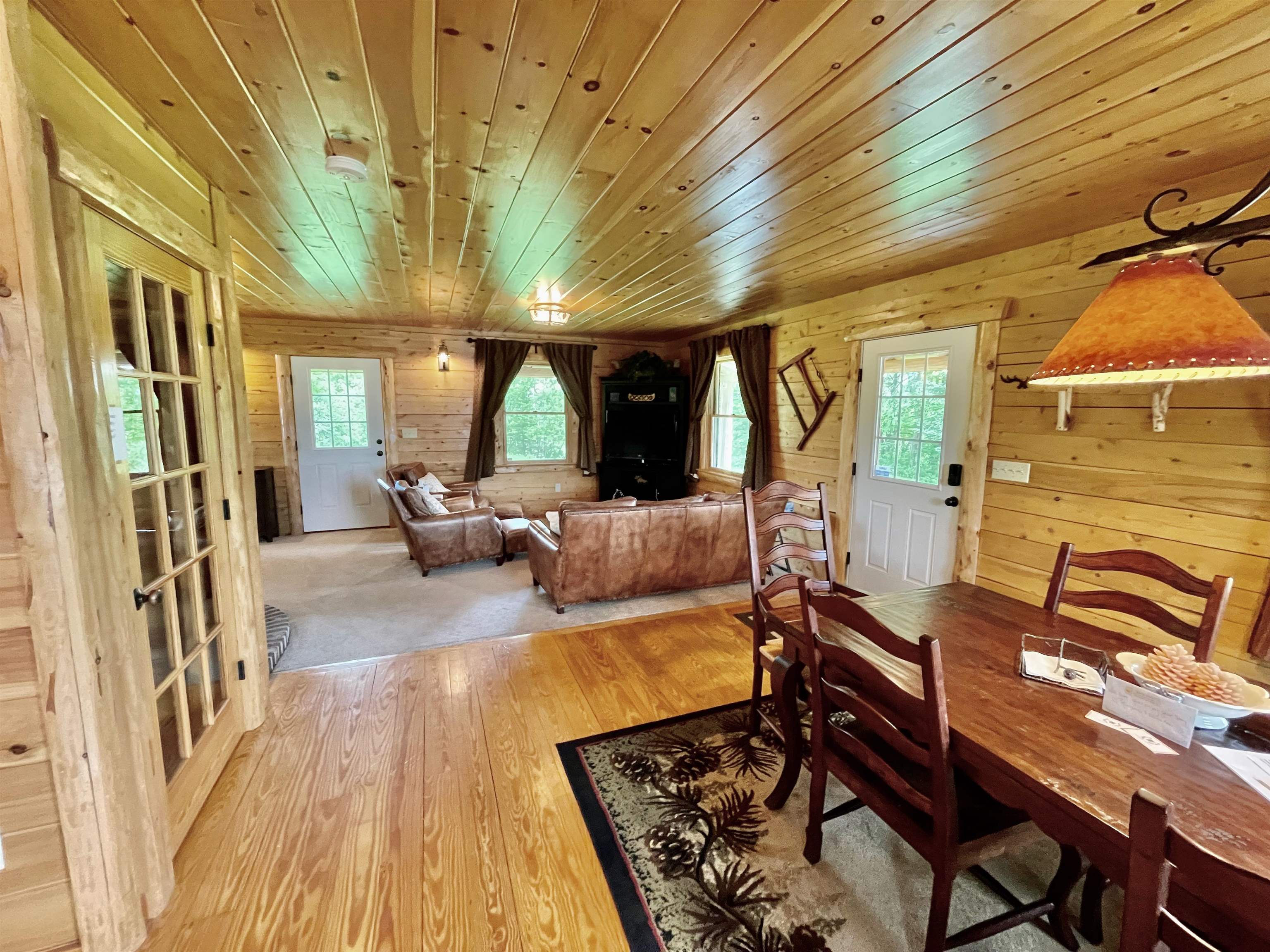 127 Danforth Road Pittsburg, NH 03592 - Photo 5 of 40 Gallery Image 5