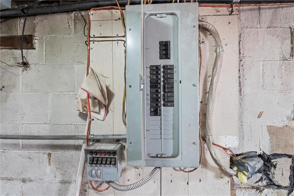 332 Lessig Road Leechburg, PA 15656 - Photo 18 of 35