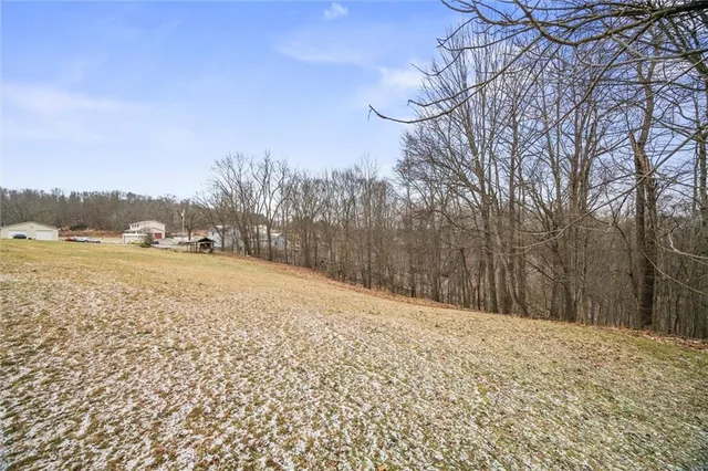 $132,000 | 332 Lessig Road, Leechburg, PA 15656