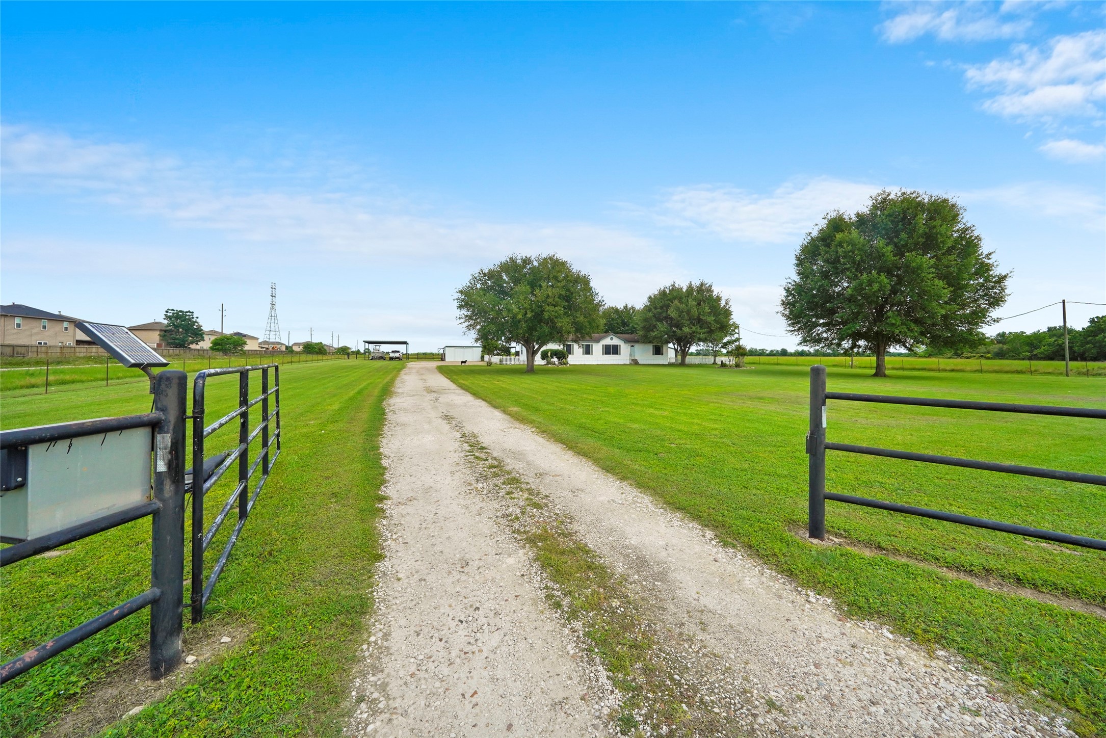 16070 Warren Ranch Road Hockley, TX 77447 - Photo 3 of 14