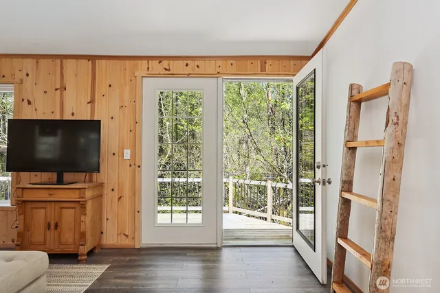 $329,900 | 51 Foster Road, Carson, WA 98610